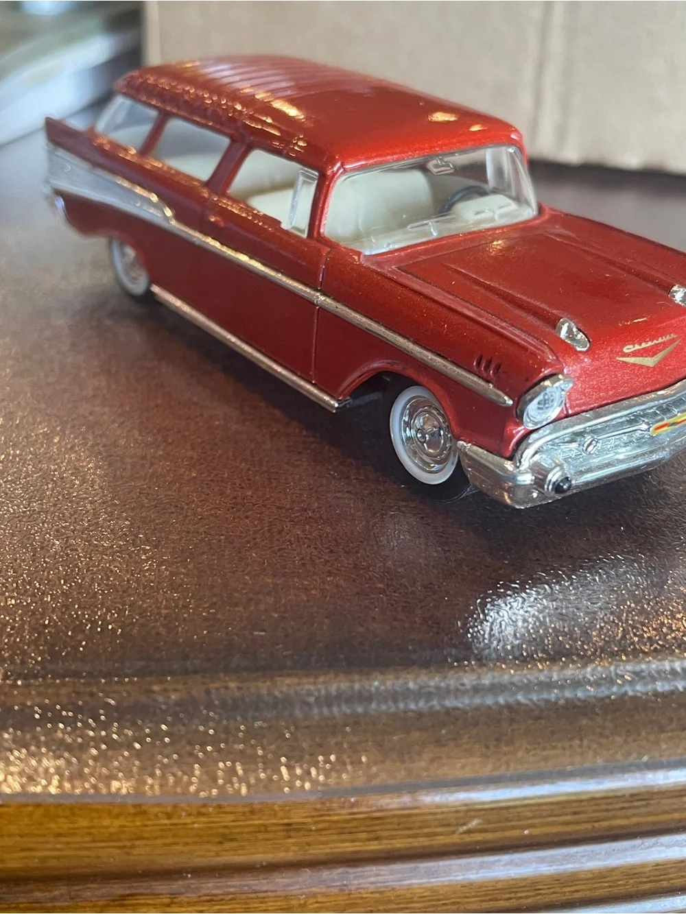 Road signature 57 Chevrolet nomad 1:43 scale